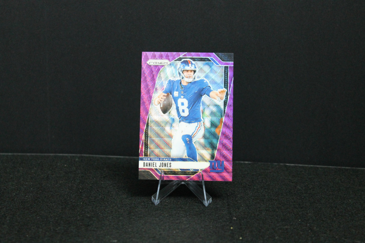 Daniel Jones - 2024 Panini Prizm - Purple Wave /99
