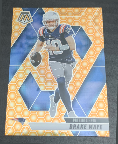 Drake Maye - 2025 Mosaic Football - Honeycomb SSP