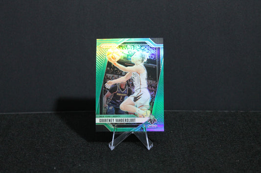 Courtney Vandersloot - 2024 Panini Prizm WNBA - Green